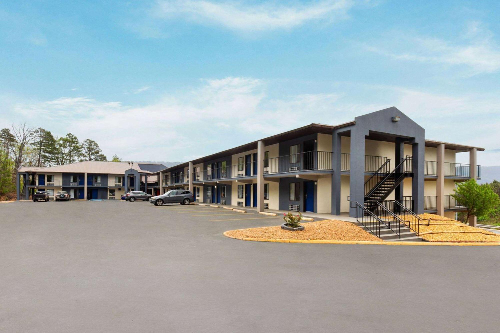Days Inn By Wyndham Chattanooga Lookout Mountain West Exterior foto